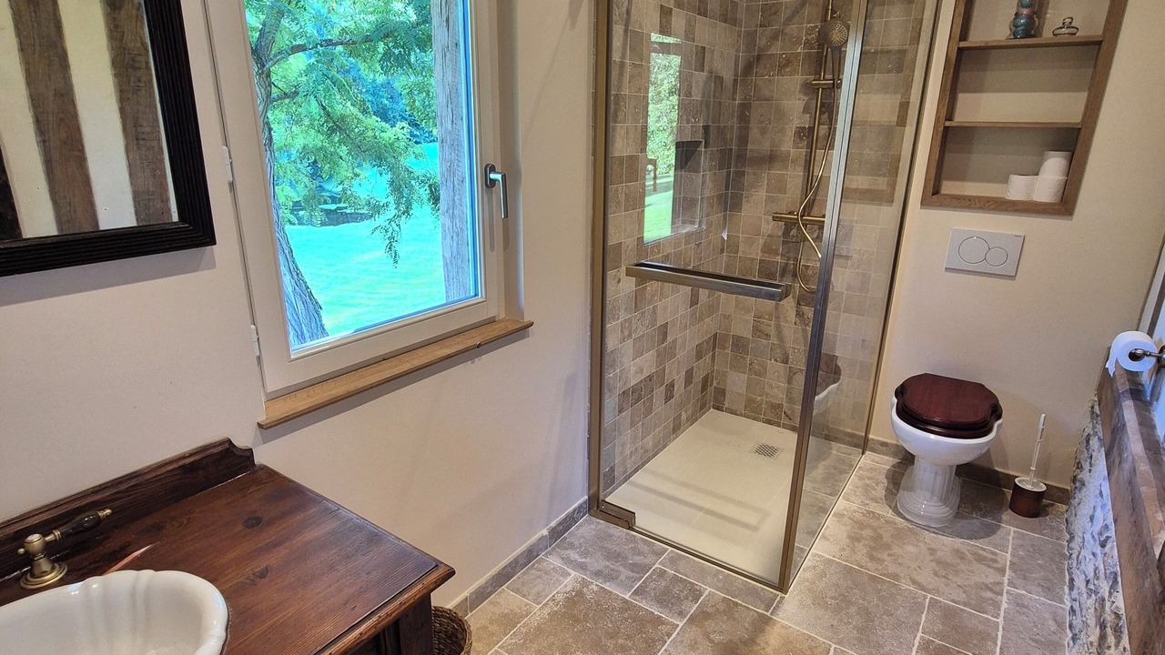Photo of Bathroom in Saint-Hymer