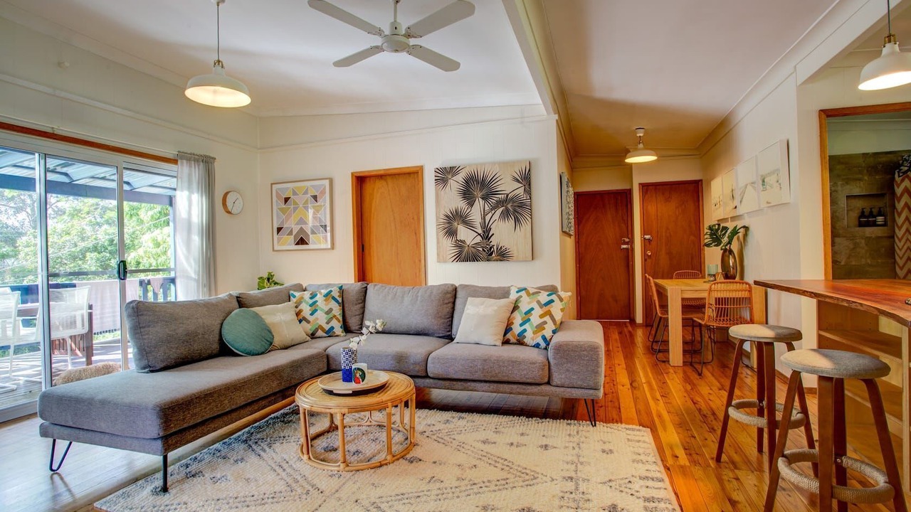 Photo of Livingroom in Macmasters Beach