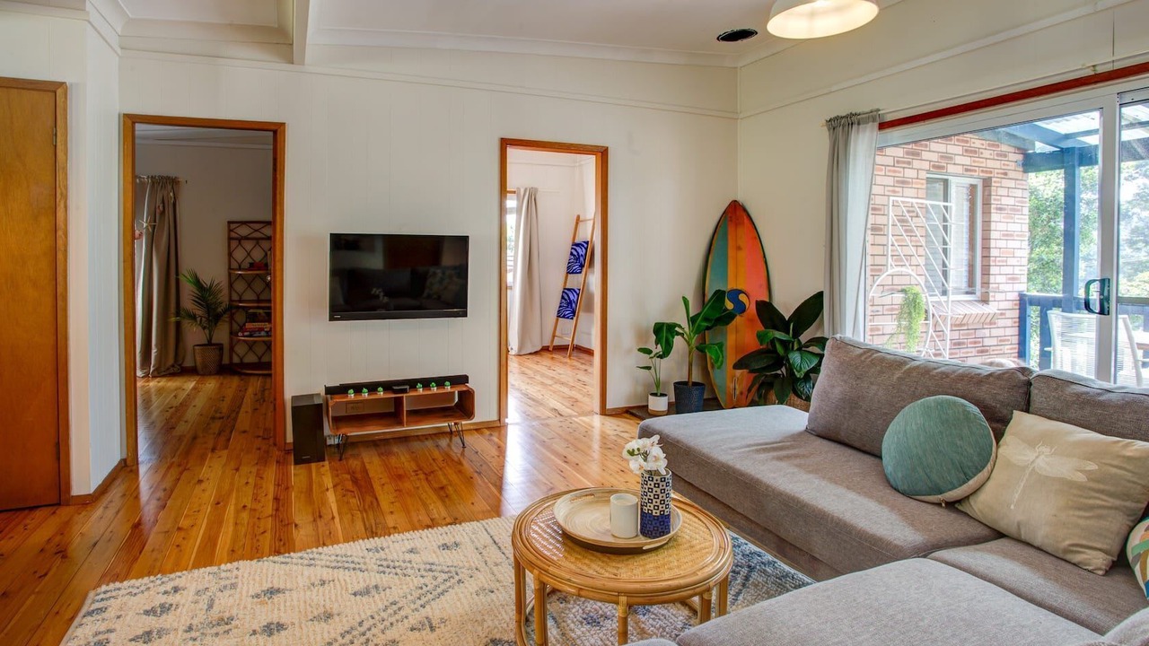 Photo of Livingroom in Macmasters Beach