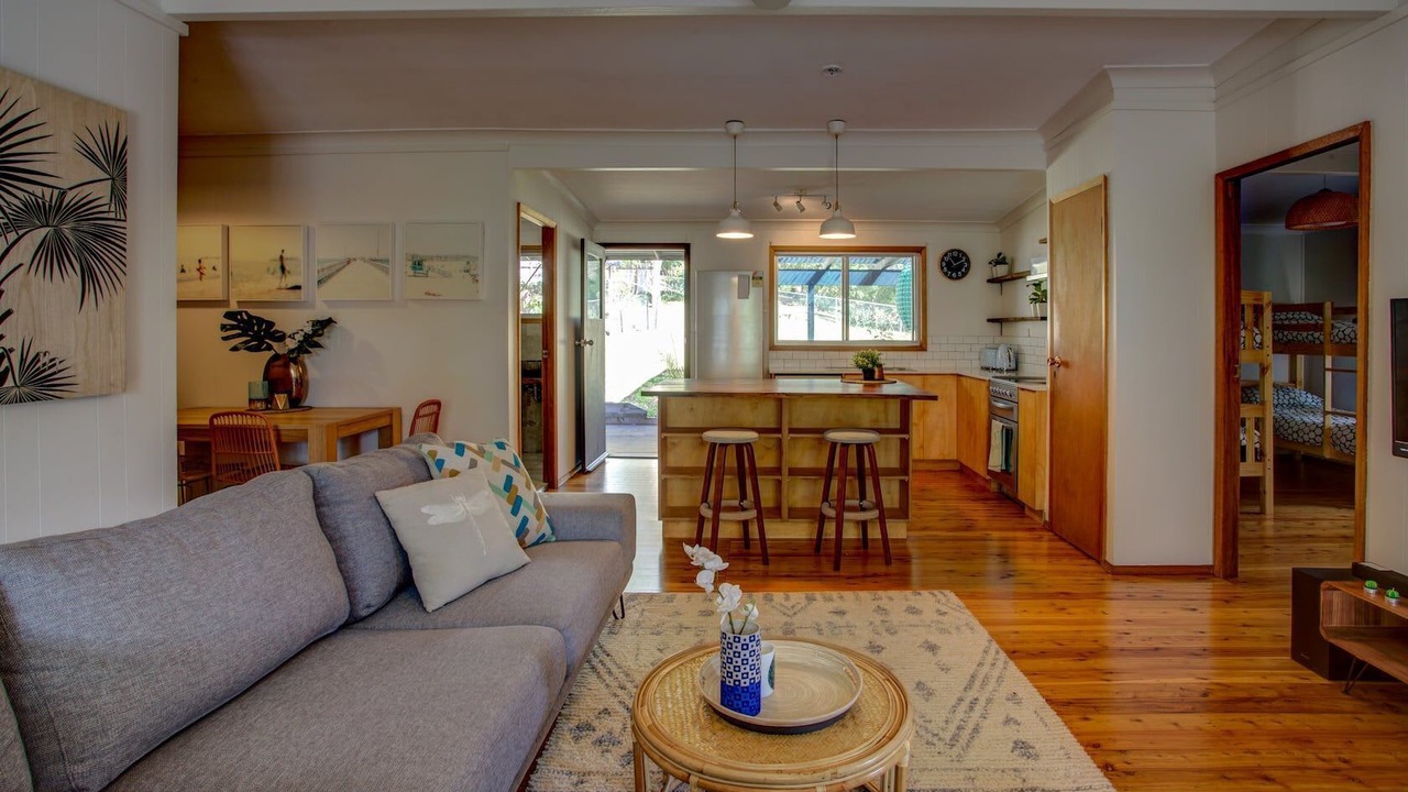 Photo of Livingroom in Macmasters Beach
