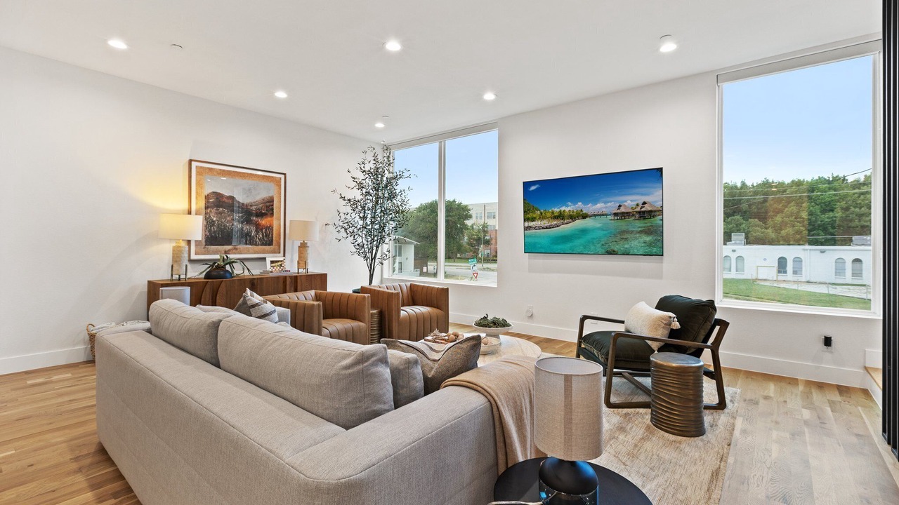 Photo of Livingroom in Oak Lawn