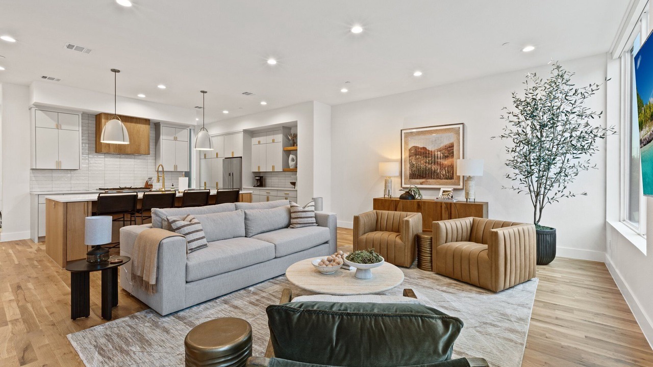 Photo of Livingroom in Oak Lawn