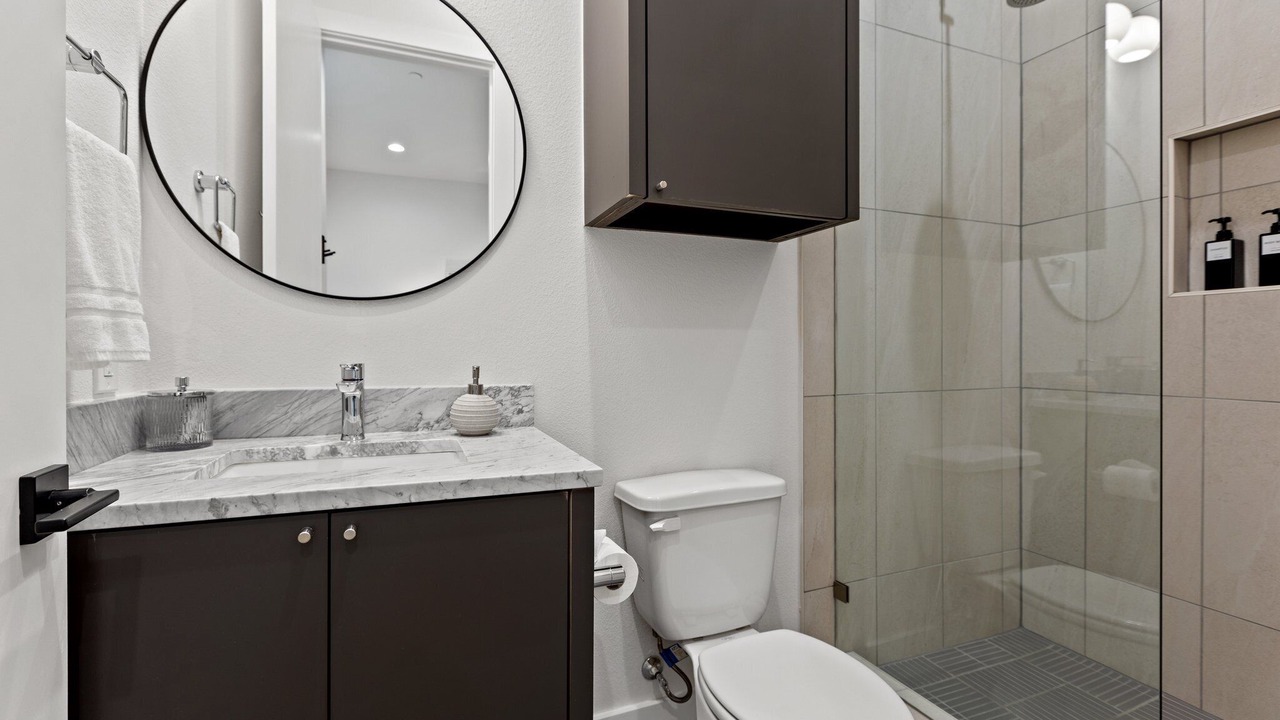 Photo of Bathroom in Oak Lawn