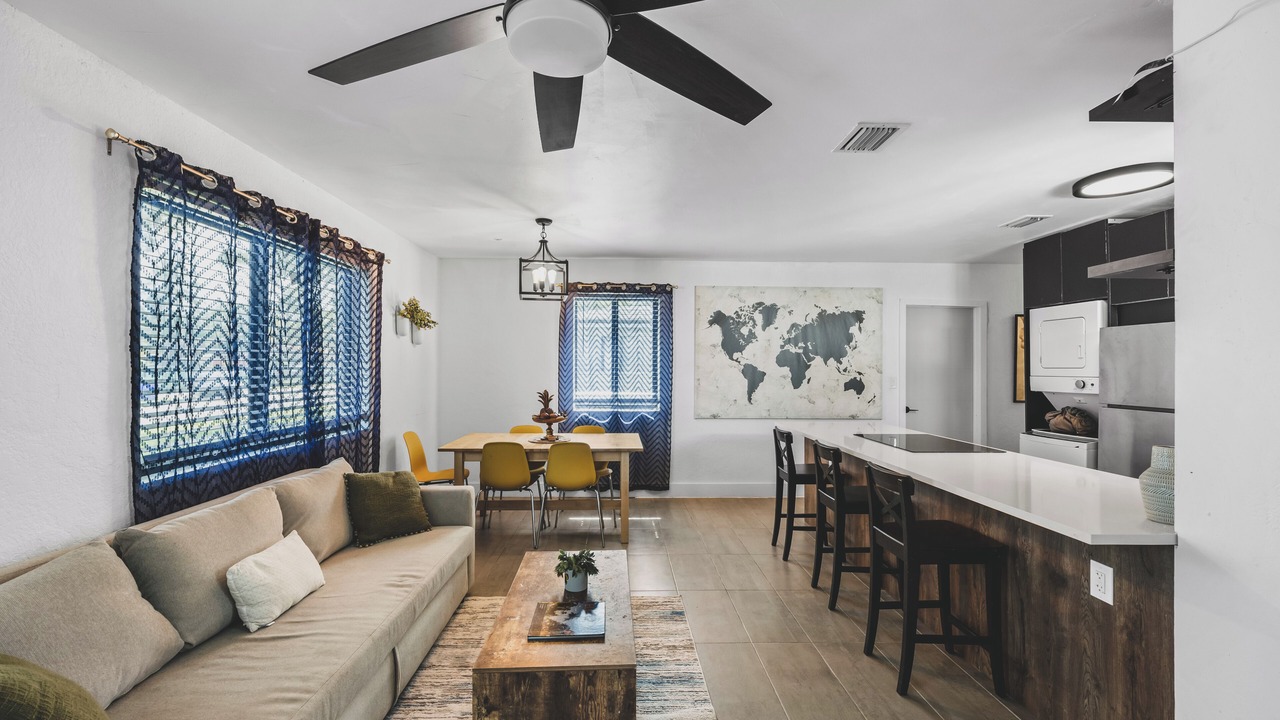 Photo of Livingroom in Royal Poinciana