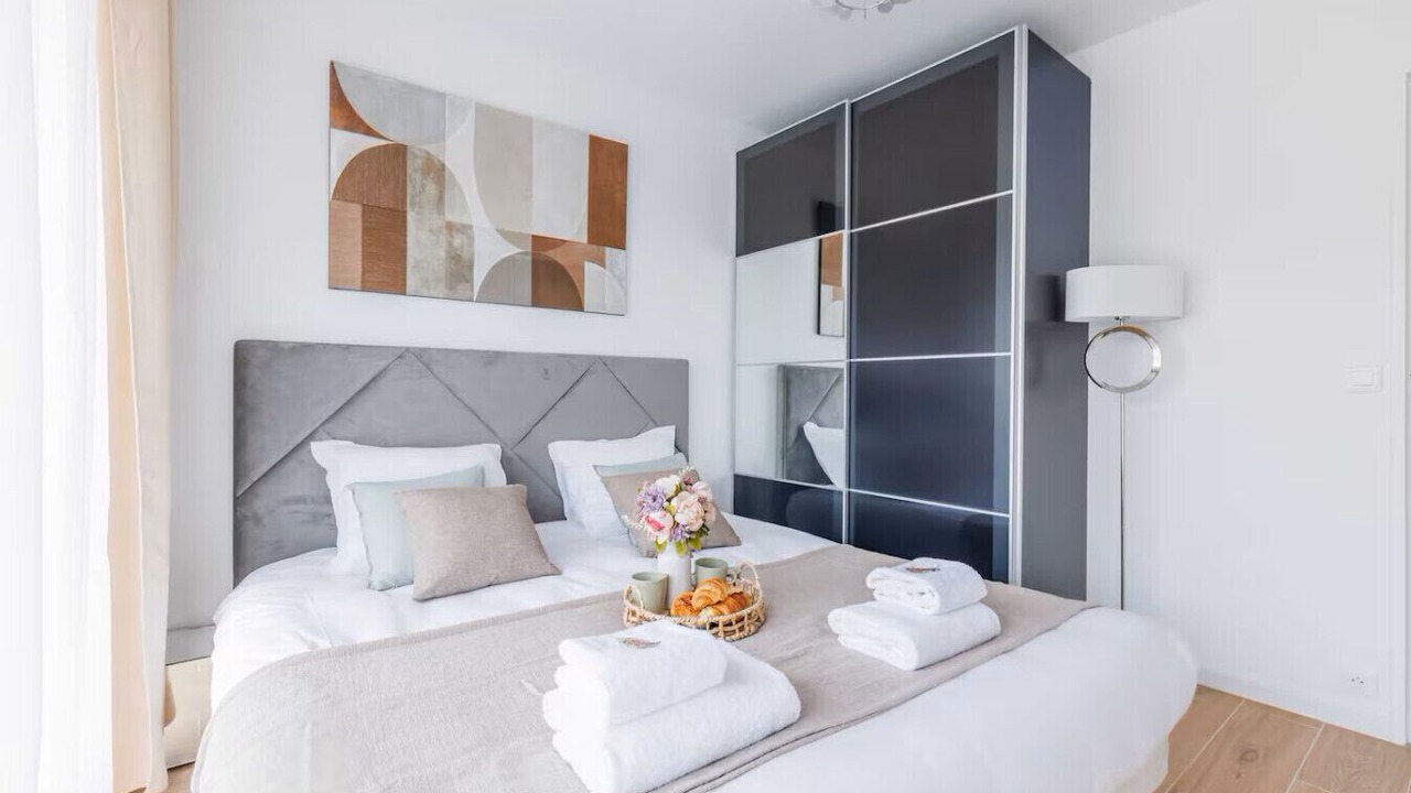 Photo of Bedroom in Levallois-Perret
