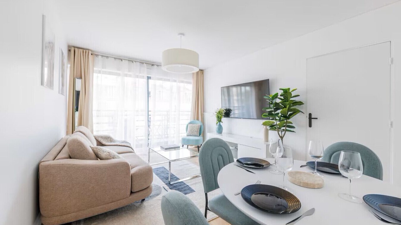 Photo of Livingroom in Levallois-Perret