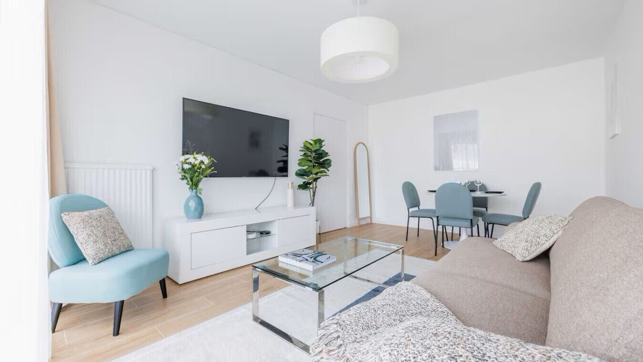 Photo of Livingroom in Levallois-Perret
