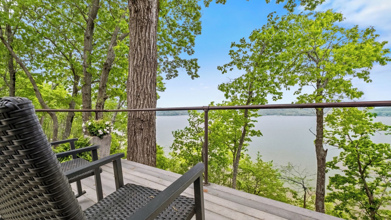 Photo of Patio Balcony in Wyandotte