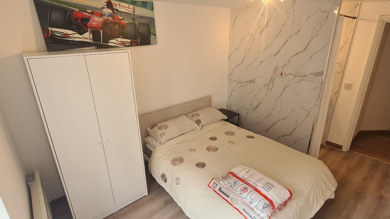 Photo of Bedroom in Hackney Downs