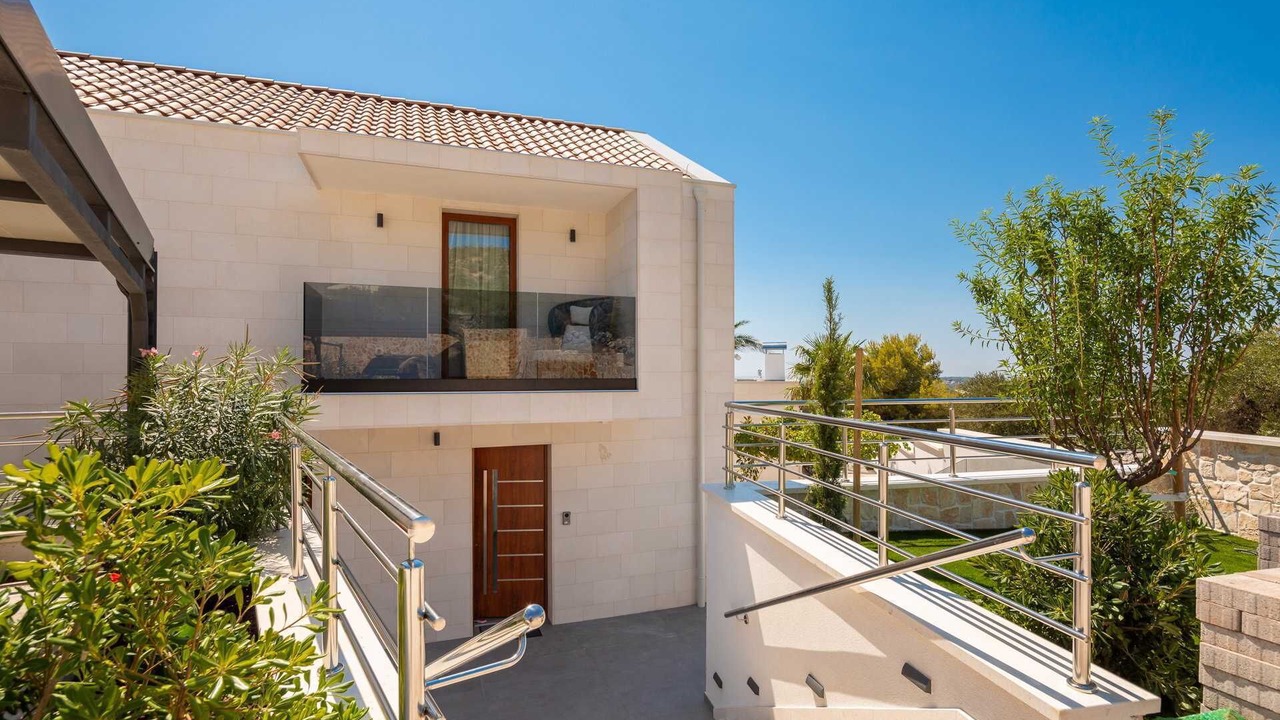 Photo of Patio Balcony in Jarebinjak