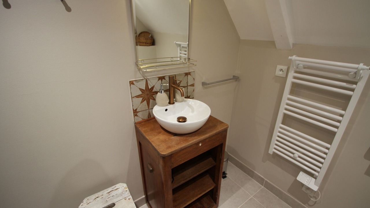 Photo of Bathroom in Le Rosais-La Flourie