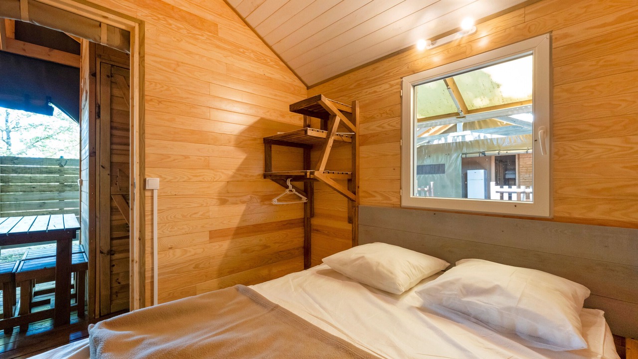 Photo of Bedroom in Lesperon