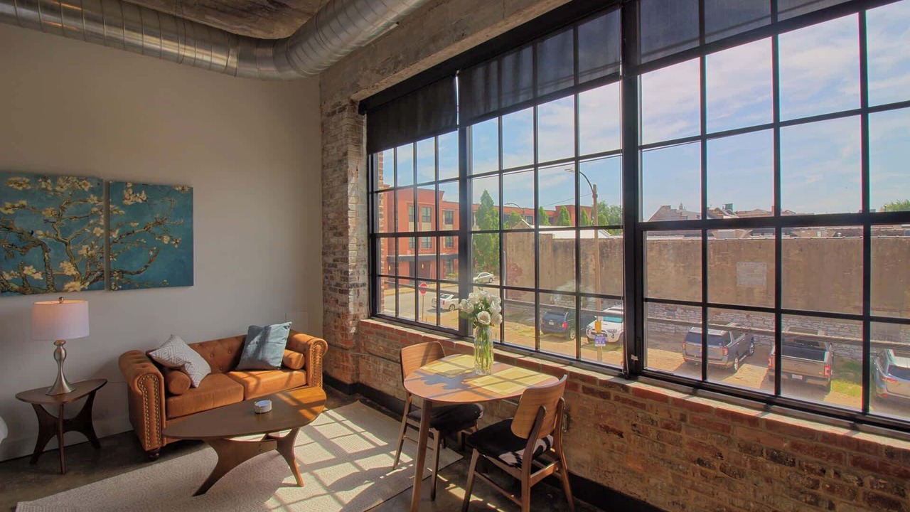 Photo of Livingroom in Midtown