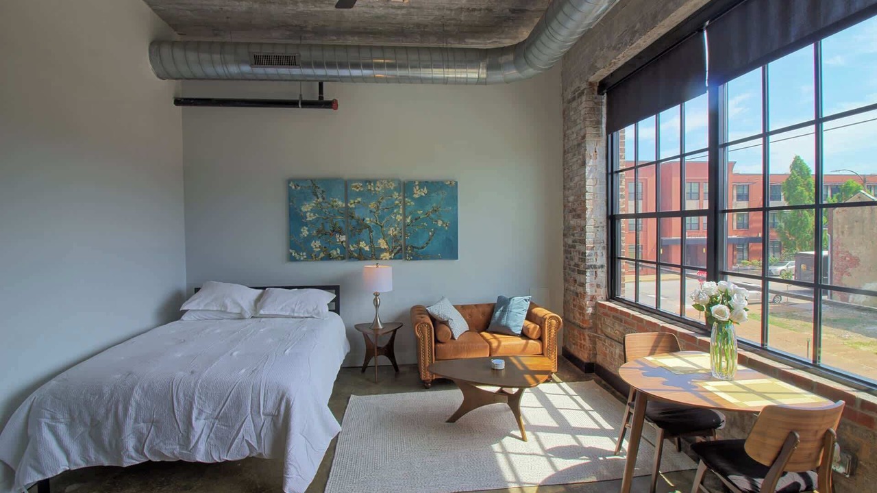 Photo of Bedroom in Midtown