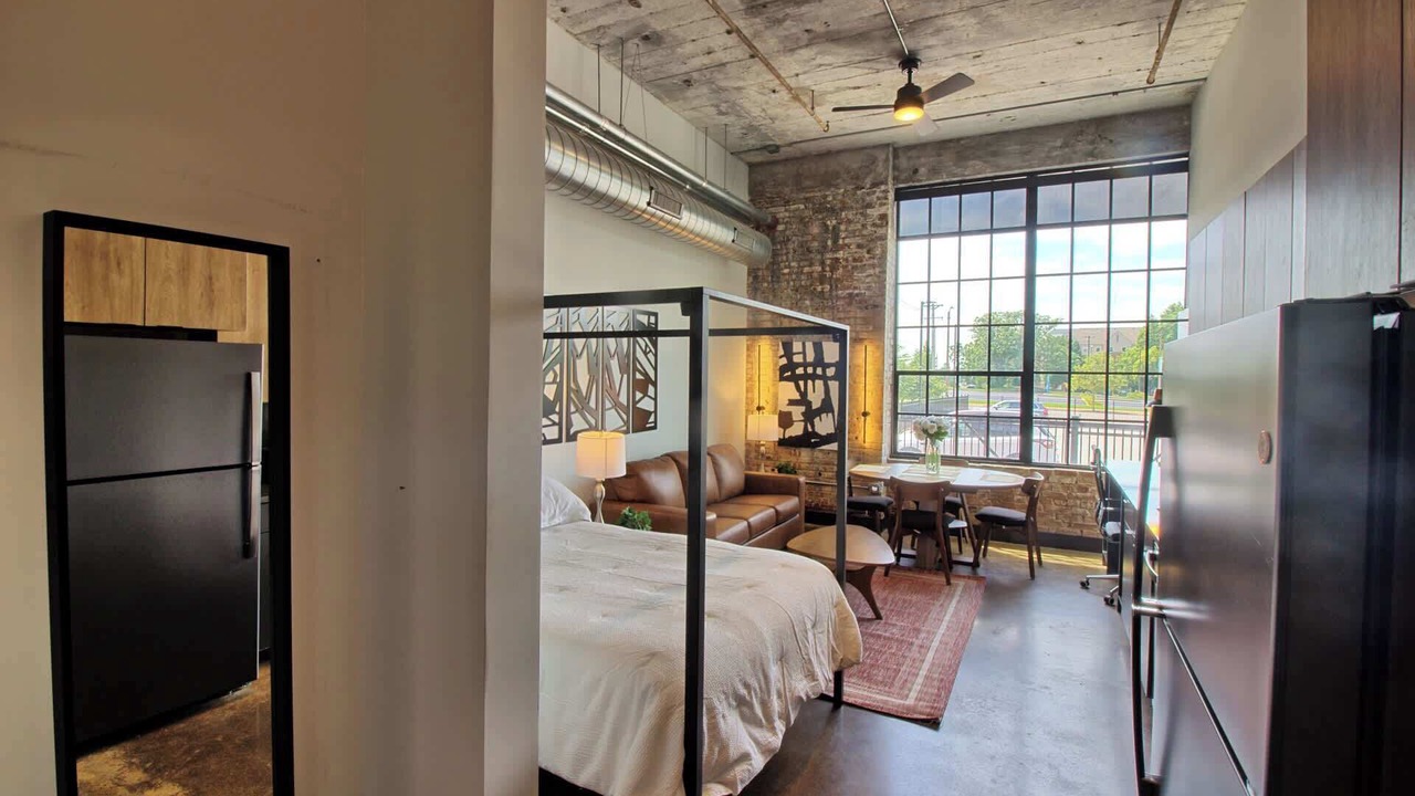 Photo of Bedroom in Midtown