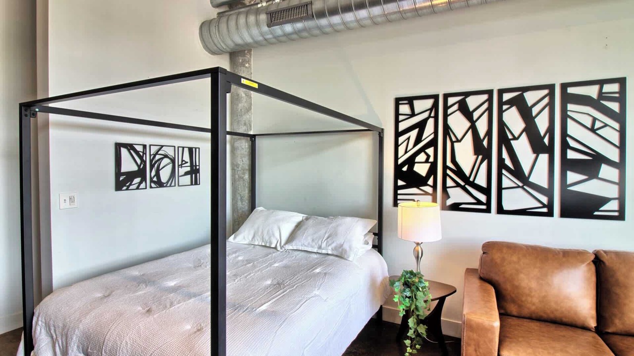 Photo of Bedroom in Midtown