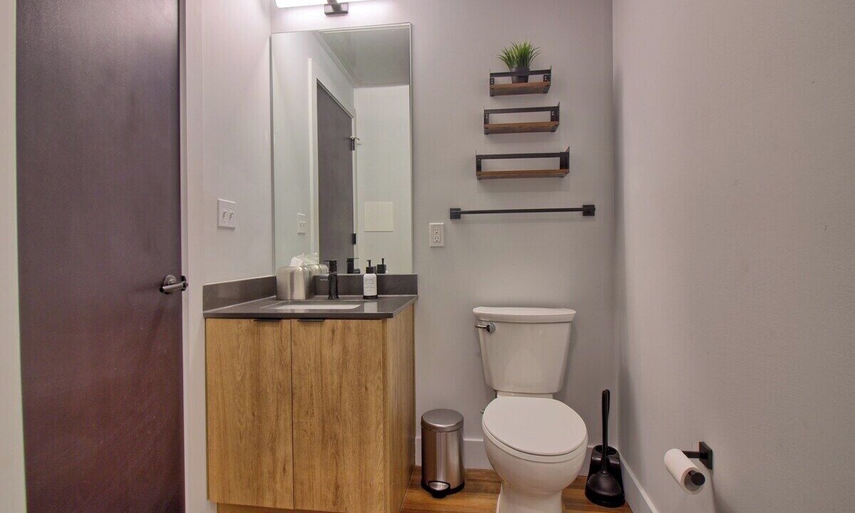 Photo of Bathroom in Midtown