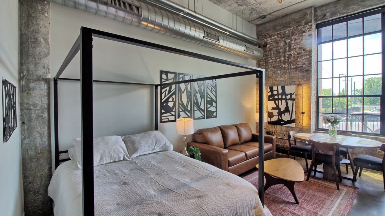 Photo of Bedroom in Midtown