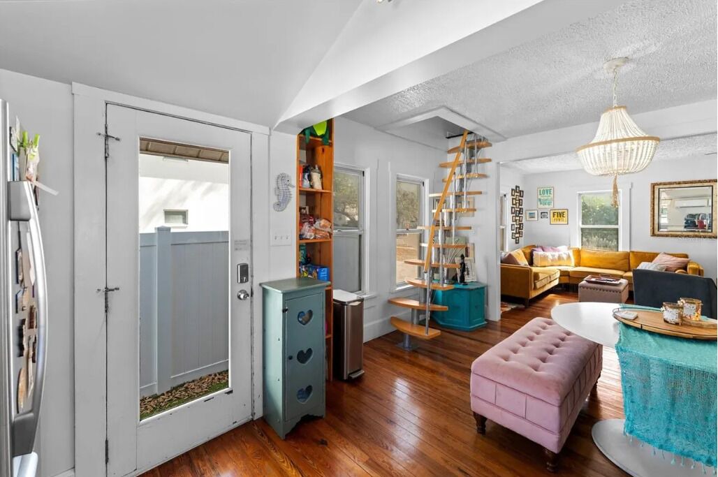 Photo of Livingroom in St. Petersburg