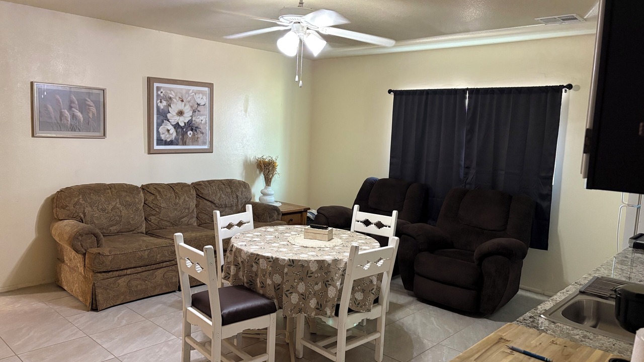 Photo of Livingroom in Safford