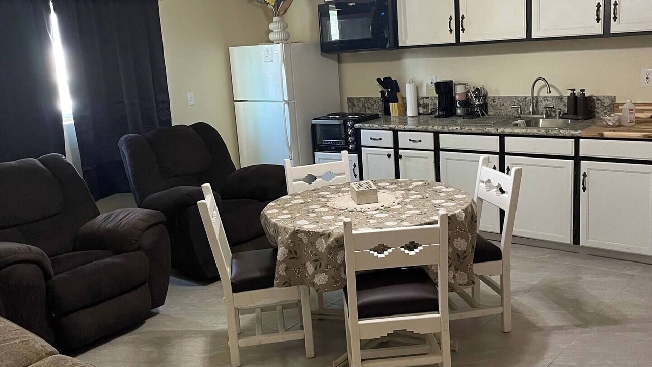Photo of Livingroom in Safford