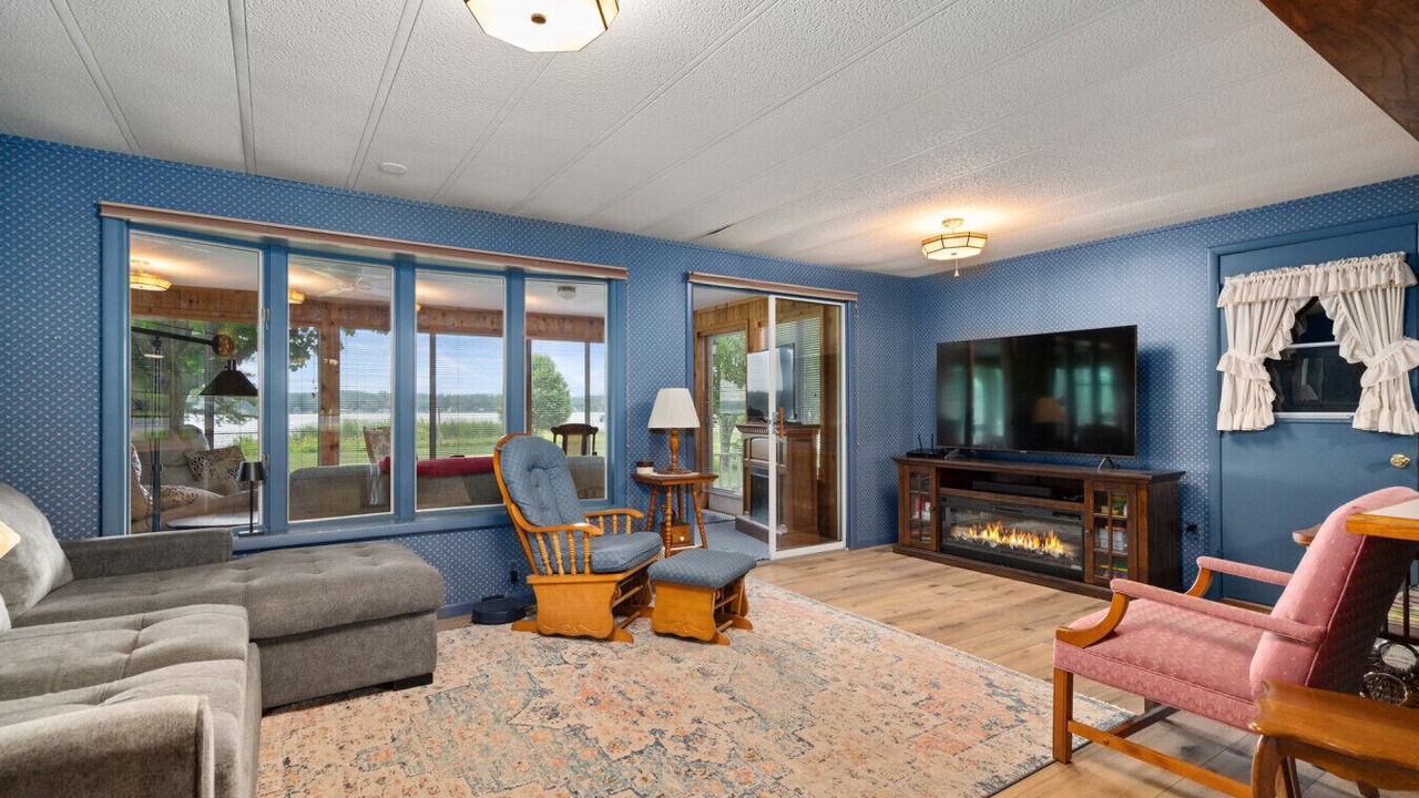 Photo of Livingroom in Alanson