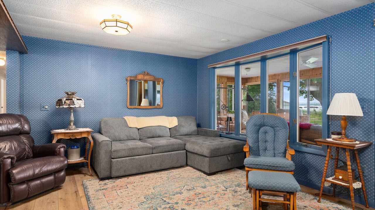 Photo of Livingroom in Alanson