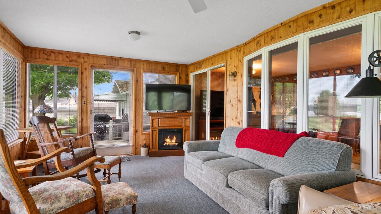Photo of Livingroom in Alanson