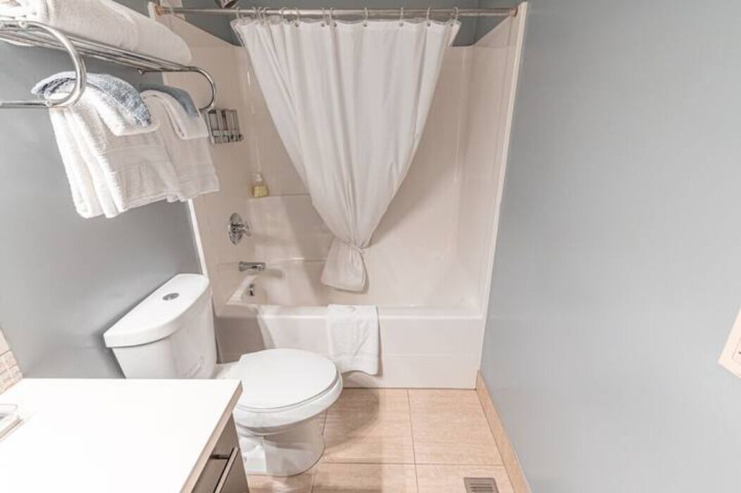 Photo of Bathroom in Roads End