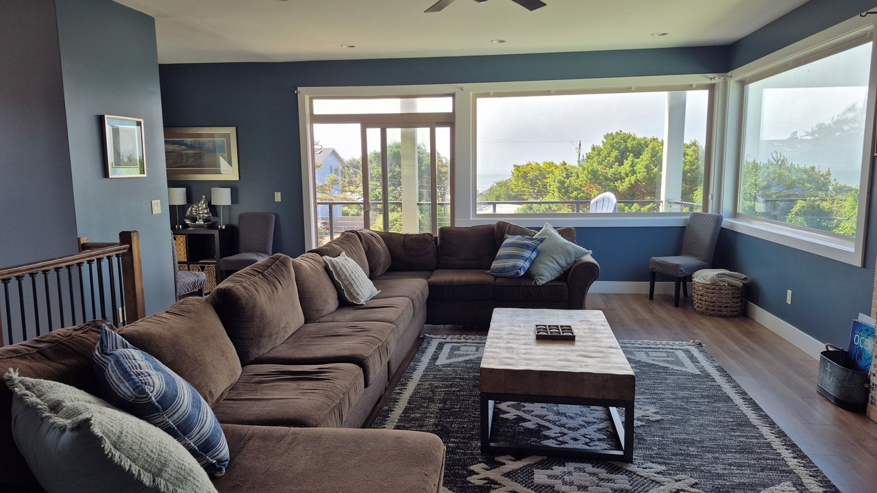 Photo of Livingroom in Roads End