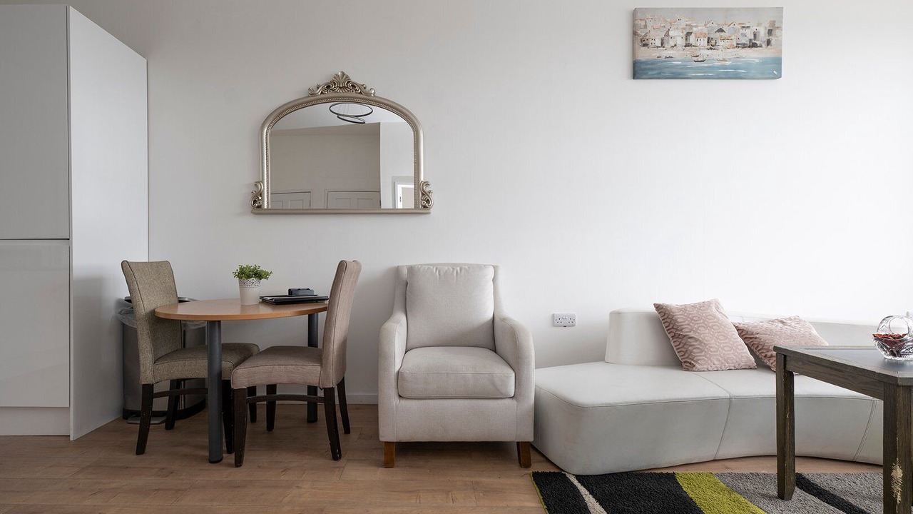 Photo of Livingroom in Smethwick