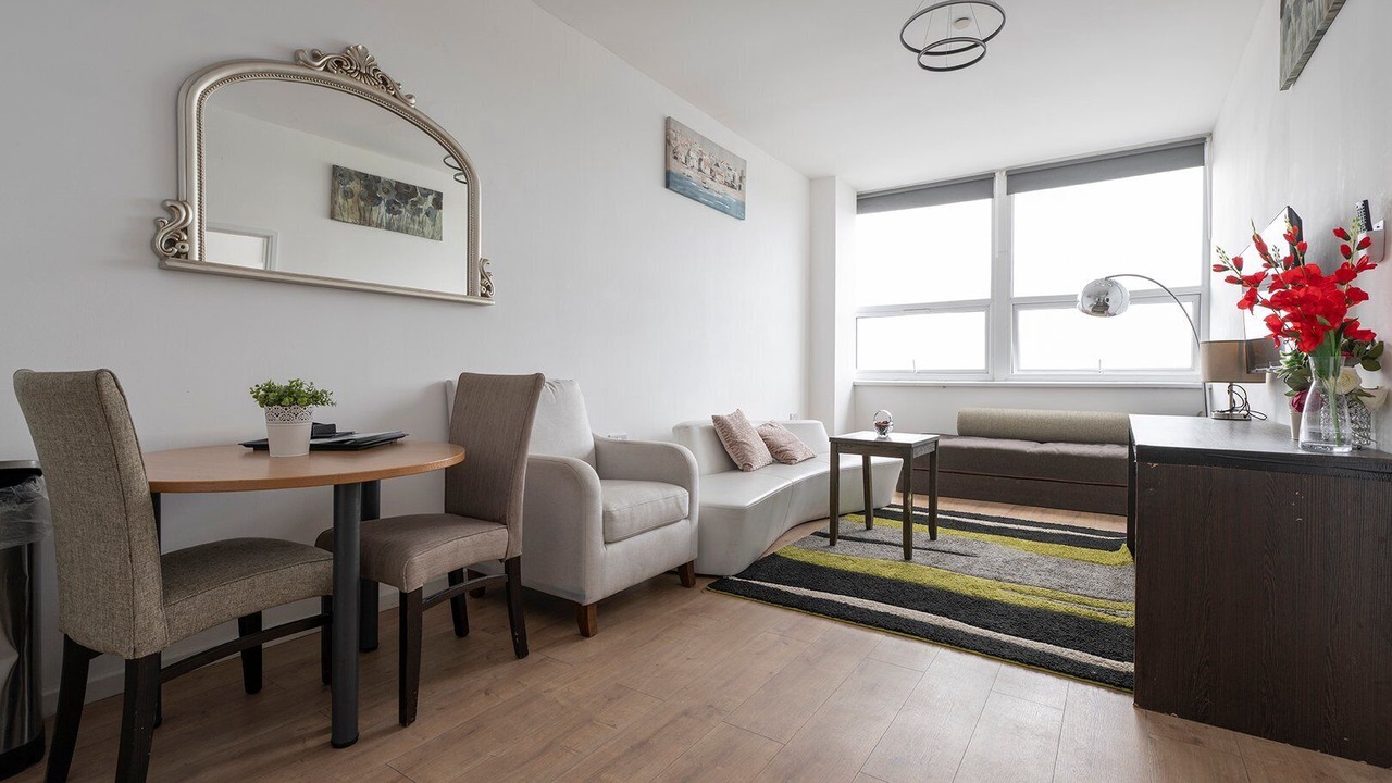 Photo of Livingroom in Smethwick