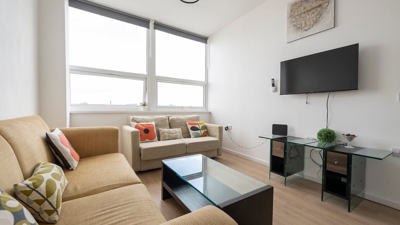 Photo of Livingroom in Smethwick