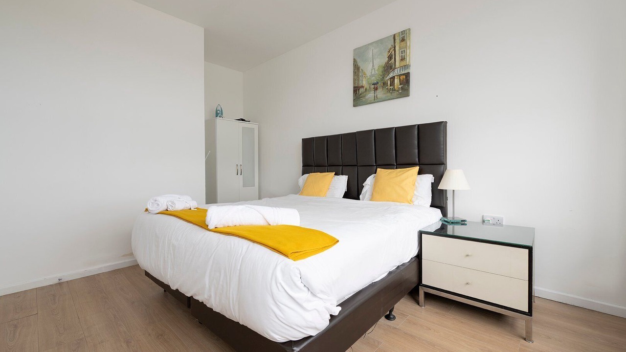 Photo of Bedroom in Smethwick