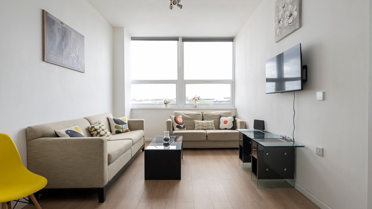 Photo of Livingroom in Smethwick