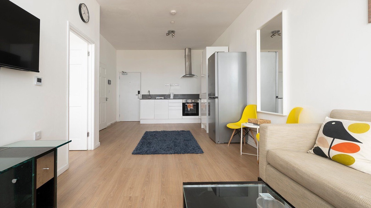 Photo of Livingroom in Smethwick