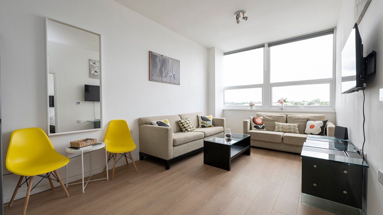 Photo of Livingroom in Smethwick