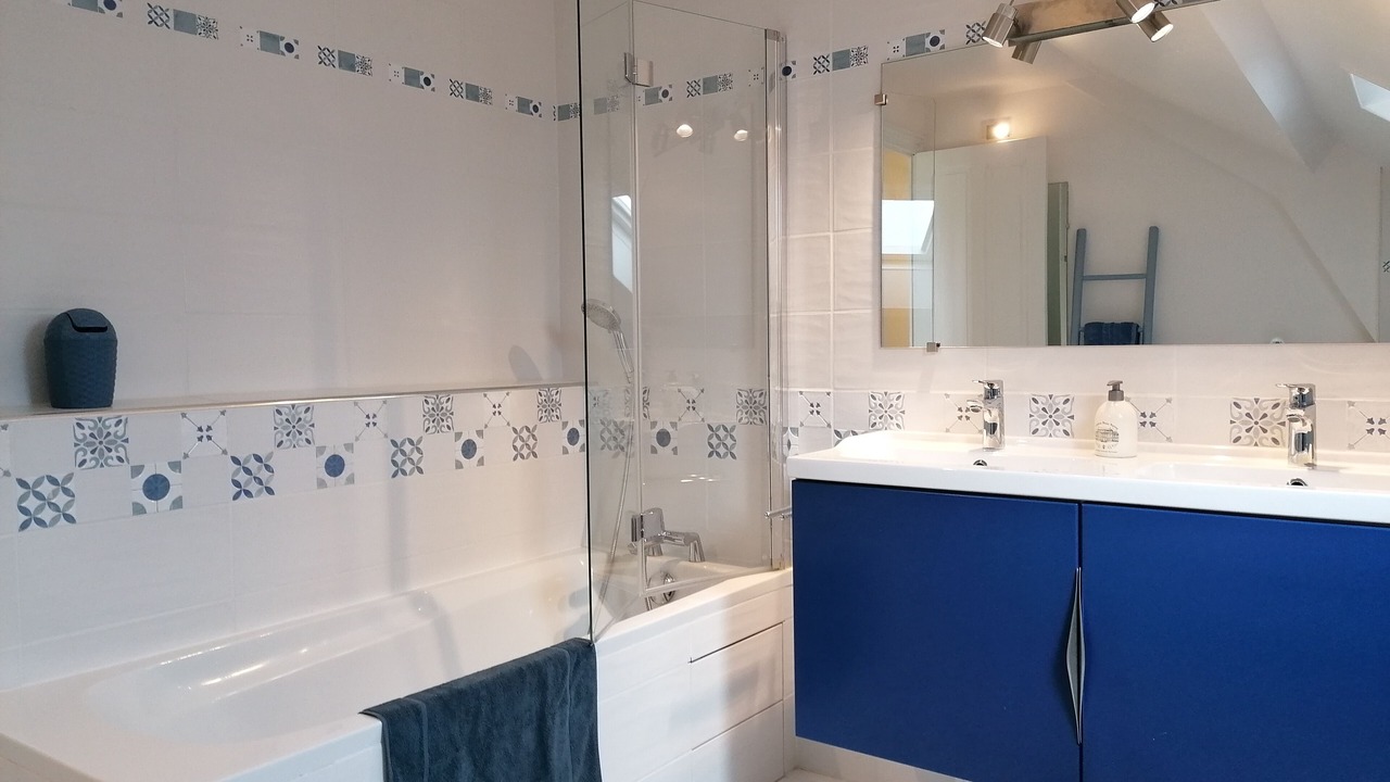 Photo of Bathroom in Lorris