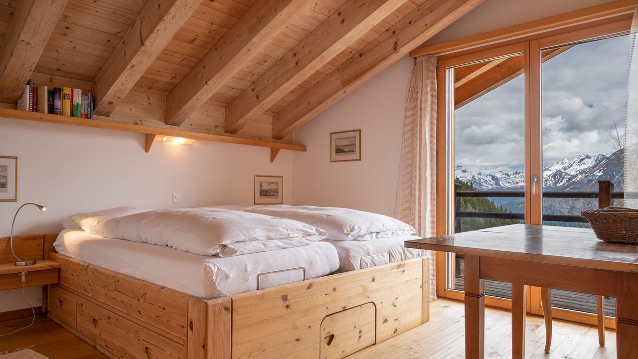 Photo of Bedroom in Bettmeralp
