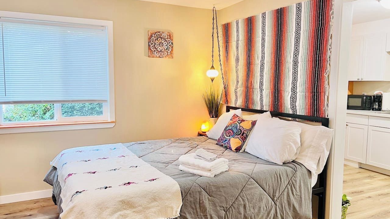 Photo of Bedroom in Southeast Salem