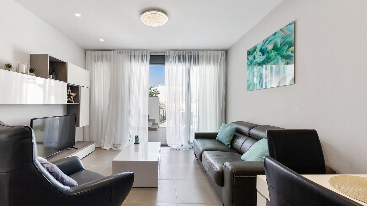Photo of Livingroom in Los Altos