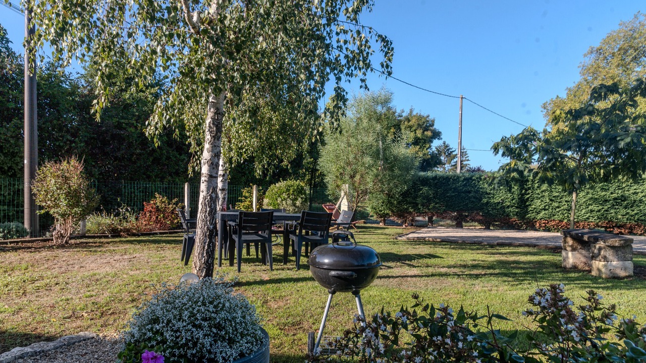 Photo of Outdoor in Brizambourg