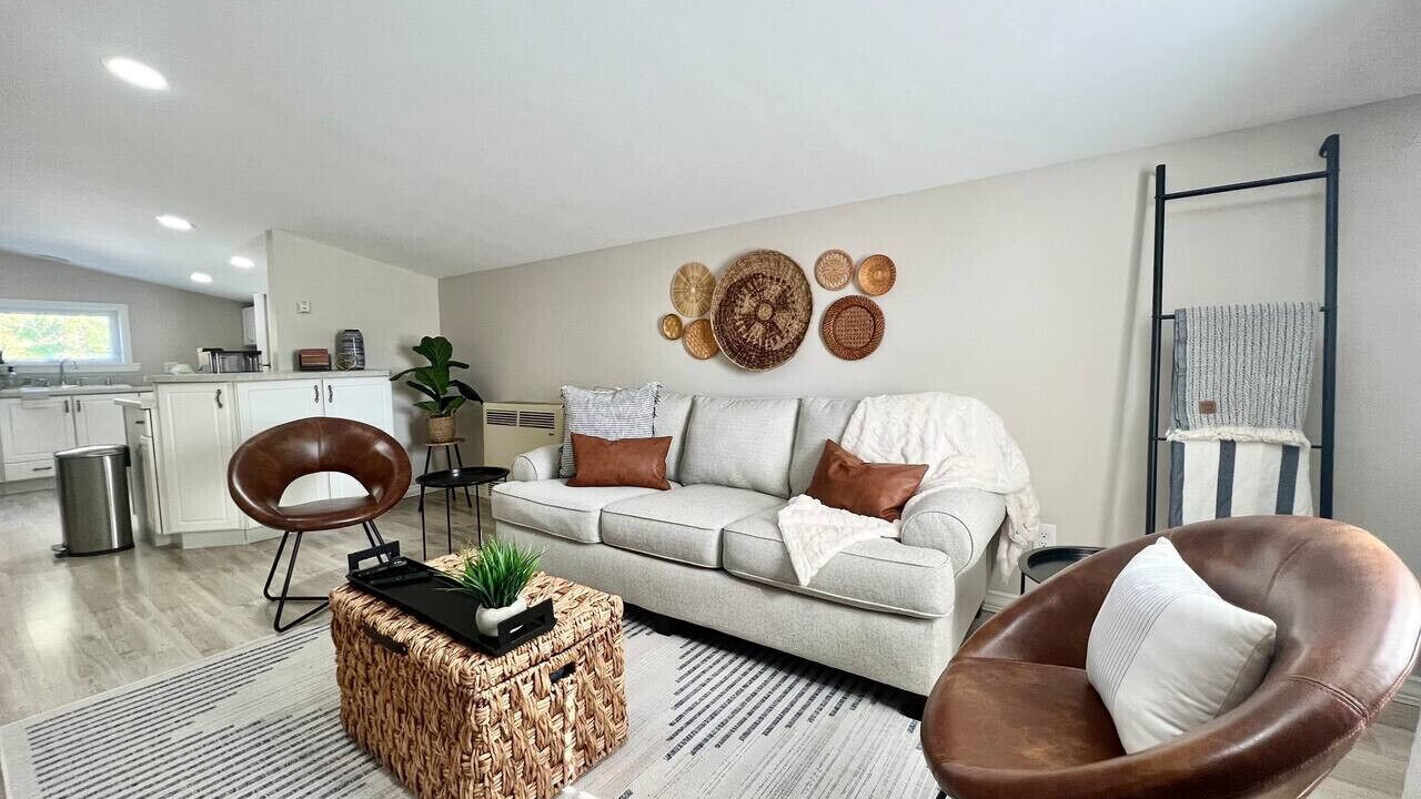 Photo of Livingroom in Sandy Creek