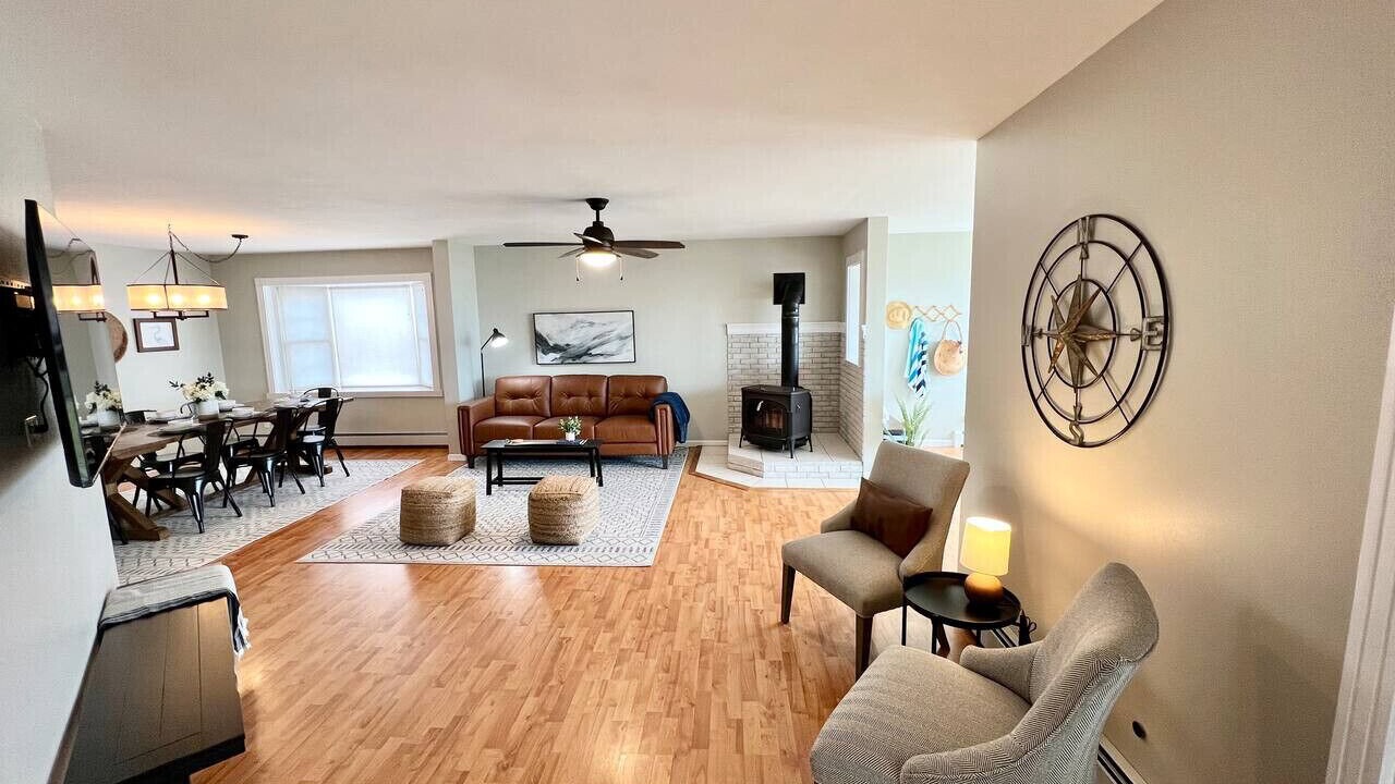 Photo of Livingroom in Sandy Creek