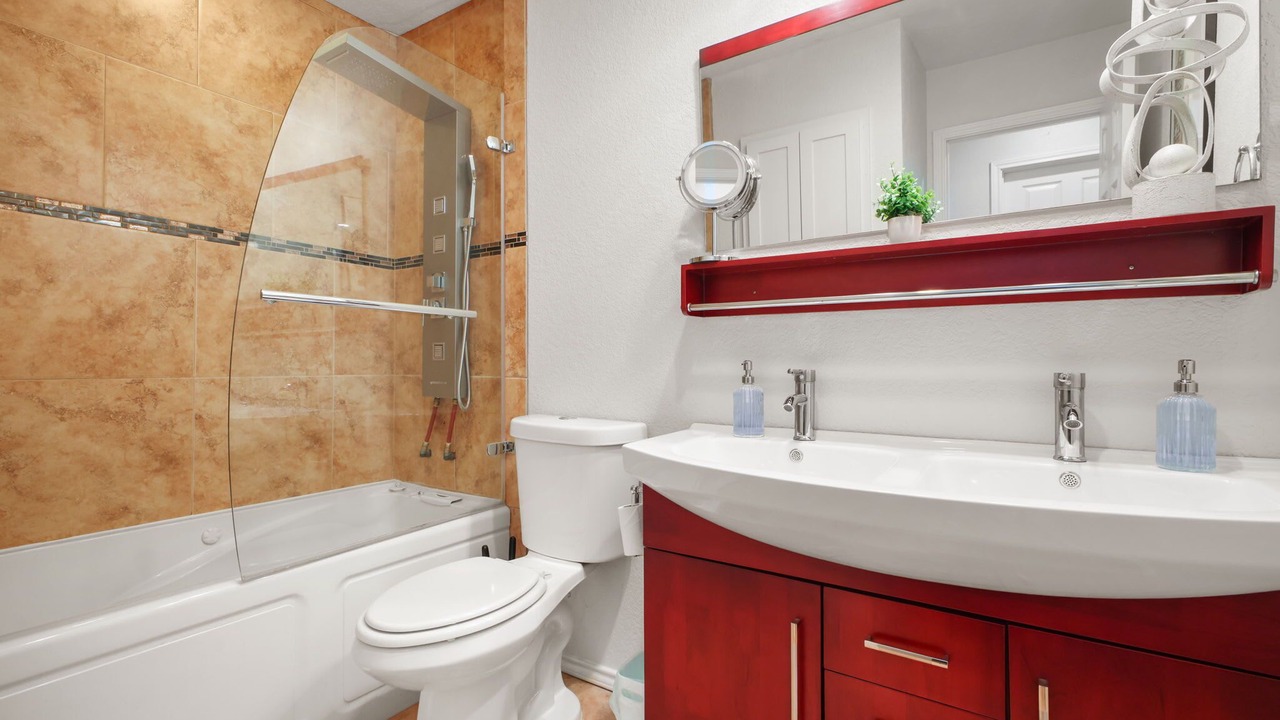 Photo of Bathroom in North San Antonio - SAT