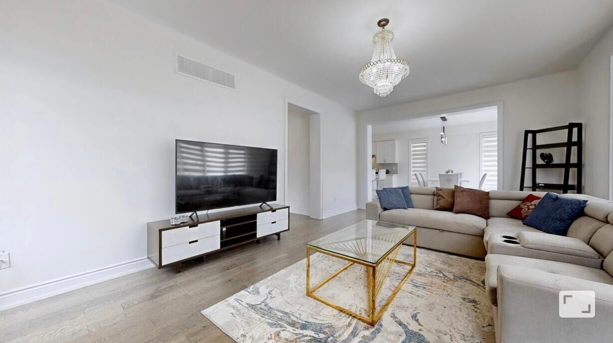Photo of Livingroom in Alcona