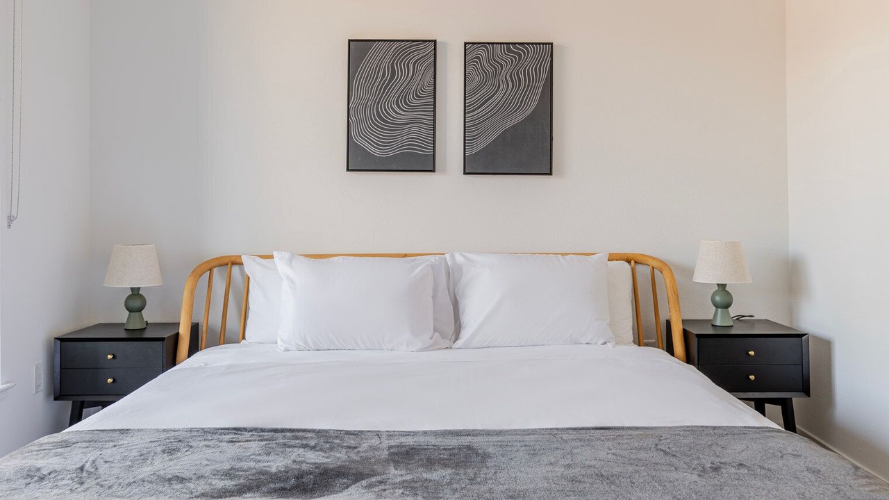 Photo of Bedroom in Pleasant Hill