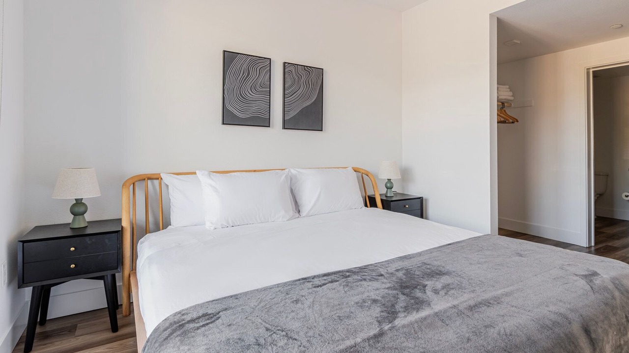 Photo of Bedroom in Pleasant Hill