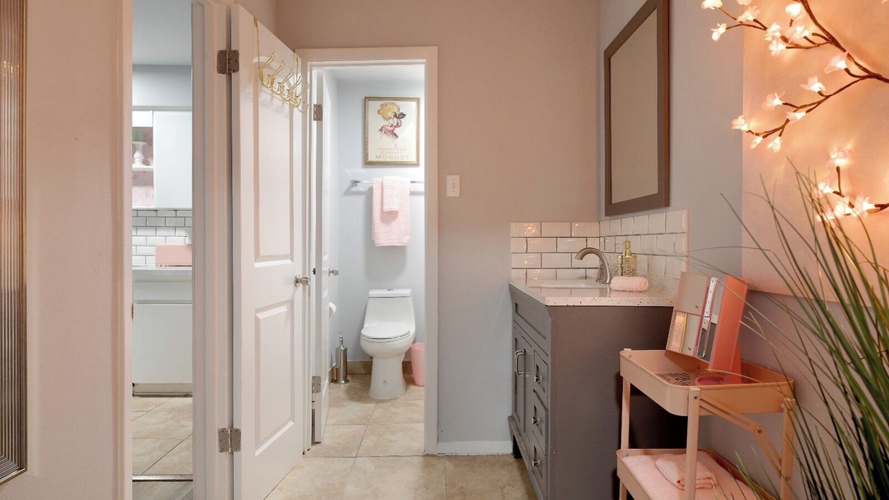 Photo of Bathroom in Hyde Park