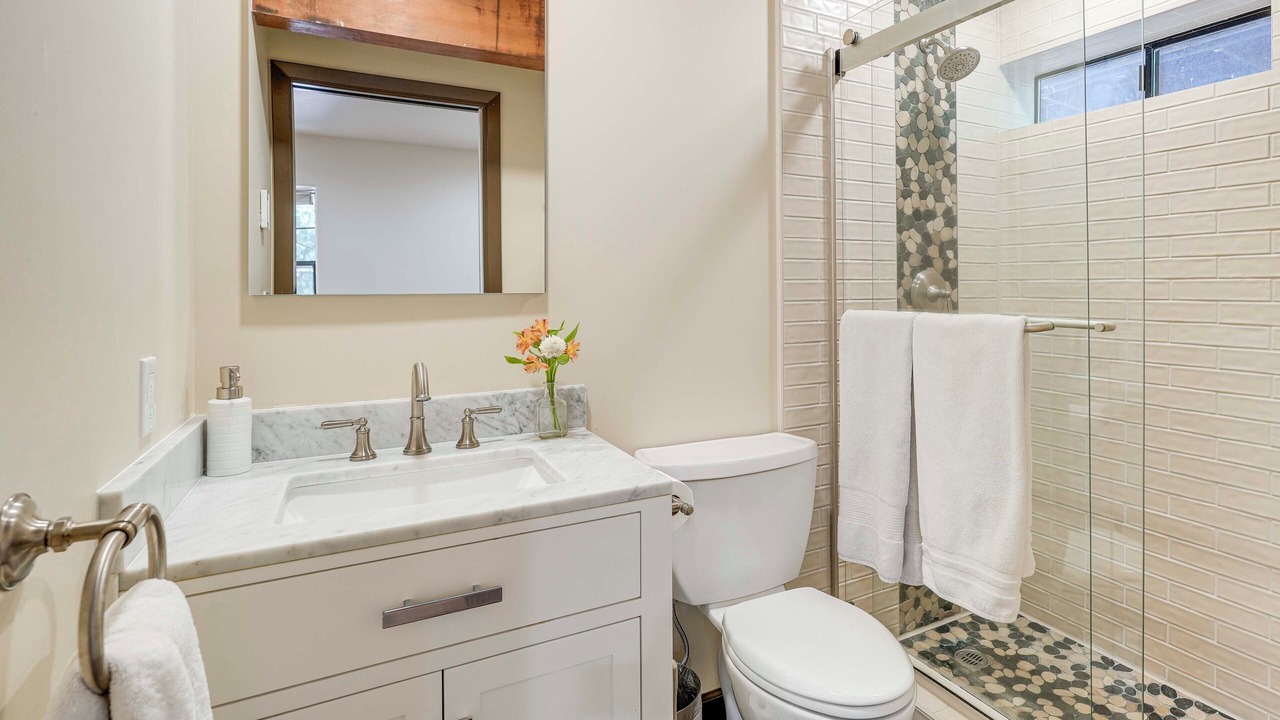 Photo of Bathroom in Glencoe